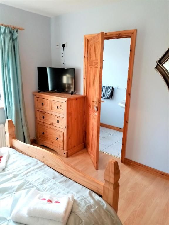 Отели типа «постель и завтрак» Wild Atlantic View B&B Данглоу